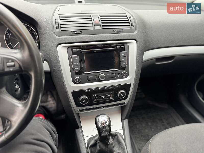 Универсал Skoda Octavia 2010 в Харькове