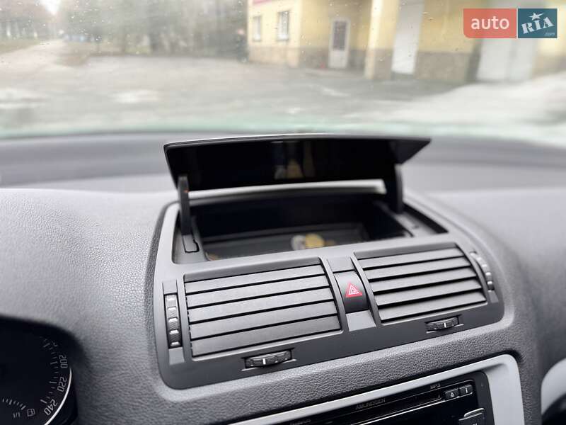 Универсал Skoda Octavia 2010 в Харькове