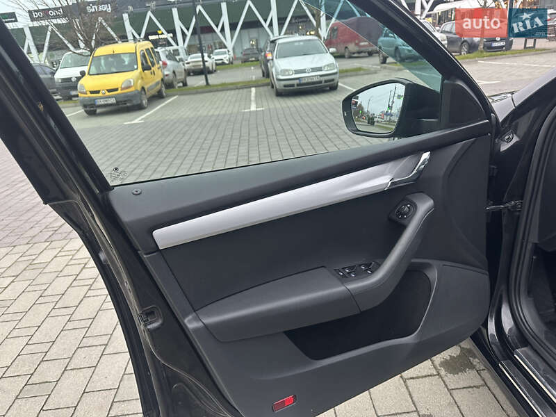 Лифтбек Skoda Octavia 2016 в Хмельницком