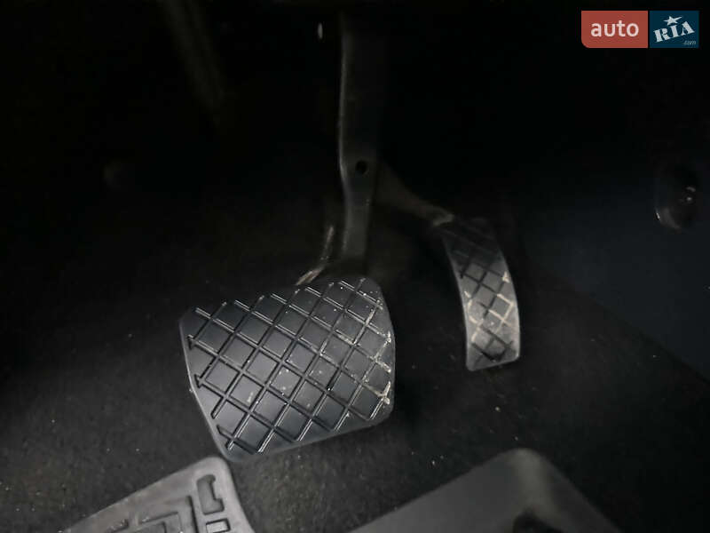 Лифтбек Skoda Octavia 2016 в Хмельницком