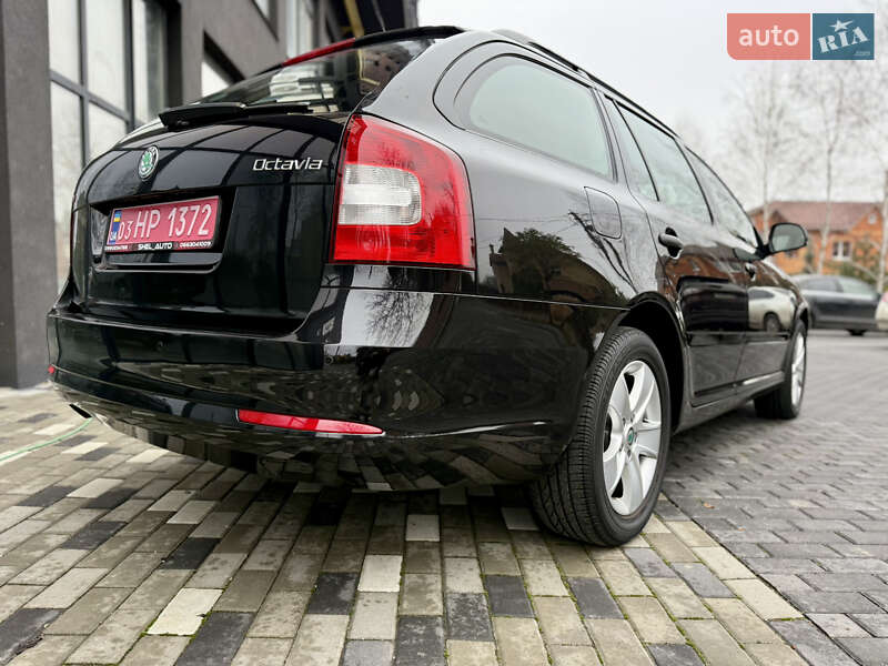 Универсал Skoda Octavia 2010 в Полтаве
