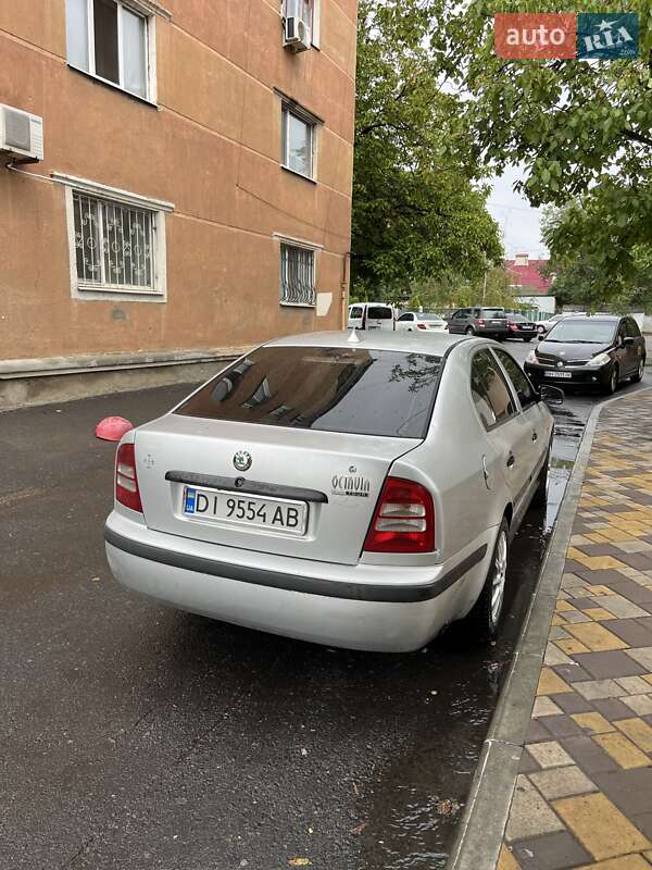 Лифтбек Skoda Octavia 1999 в Болграде