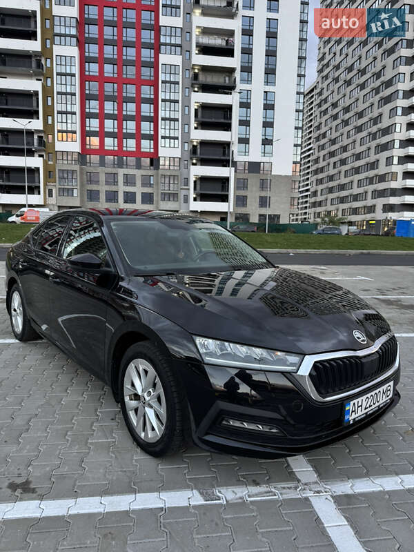 Лифтбек Skoda Octavia 2020 в Киеве