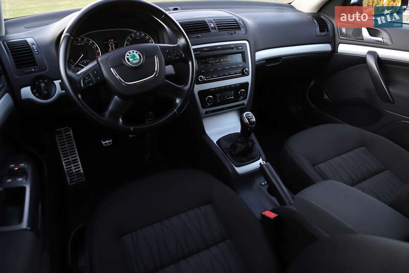 Универсал Skoda Octavia 2011 в Дрогобыче фото 68 Универсал Skoda Octavia 2011 в Дрогобыче