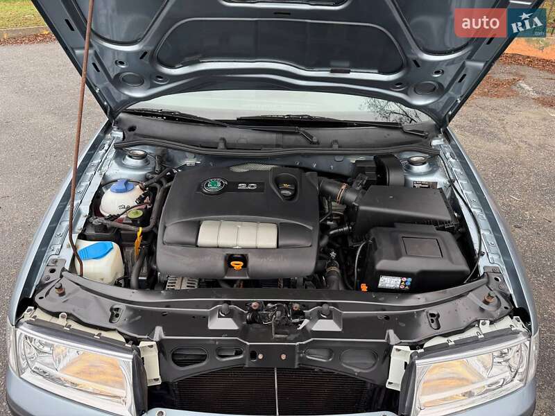 Лифтбек Skoda Octavia 2004 в Кропивницком