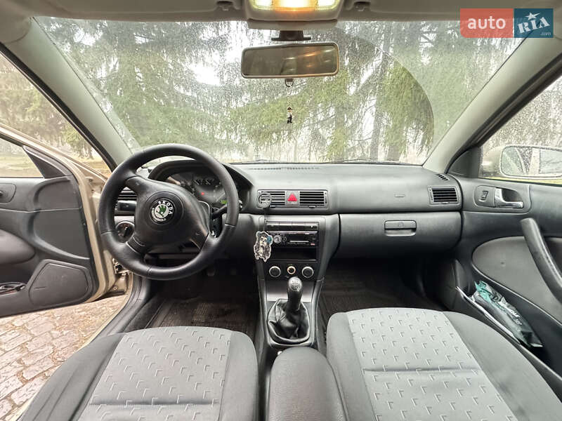 Лифтбек Skoda Octavia 2005 в Киеве