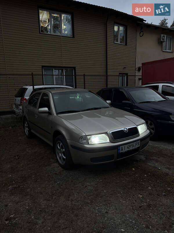 Лифтбек Skoda Octavia 2005 в Киеве