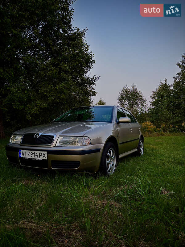 Лифтбек Skoda Octavia 2005 в Киеве