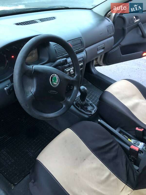 Лифтбек Skoda Octavia 2006 в Харькове