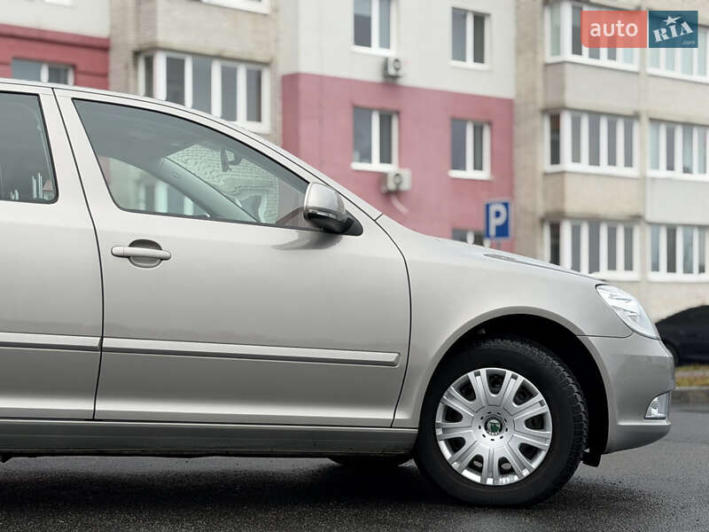 Лифтбек Skoda Octavia 2009 в Виннице