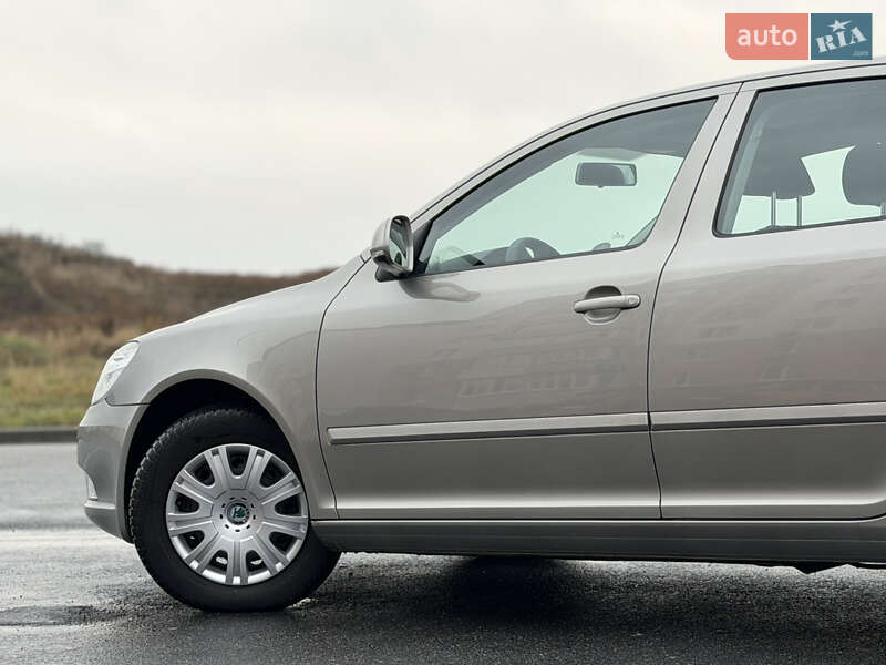 Лифтбек Skoda Octavia 2009 в Виннице