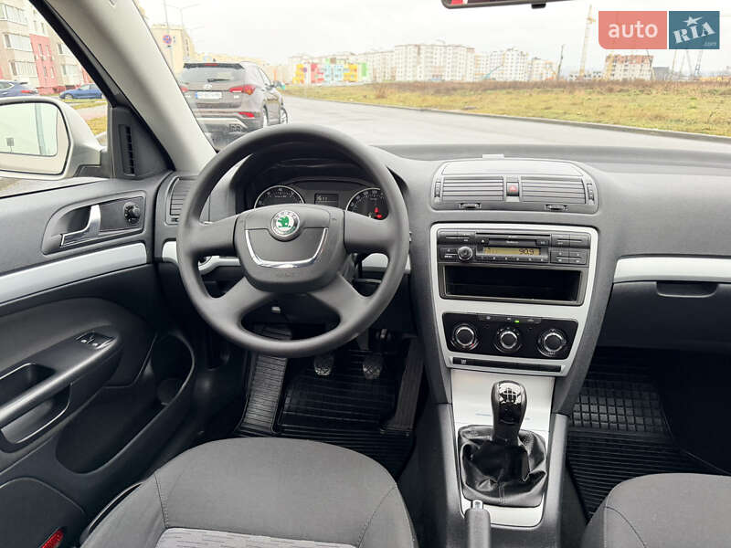 Лифтбек Skoda Octavia 2009 в Виннице