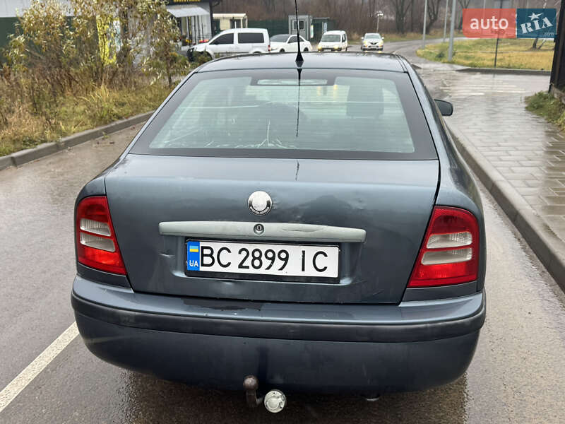 Лифтбек Skoda Octavia 2004 в Львове