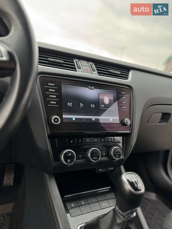 Универсал Skoda Octavia 2017 в Дрогобыче фото 56 Универсал Skoda Octavia 2017 в Дрогобыче