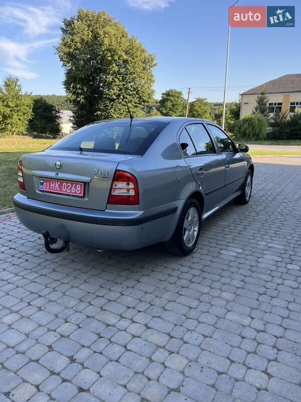 Ліфтбек Skoda Octavia 2003 в Теребовлі
