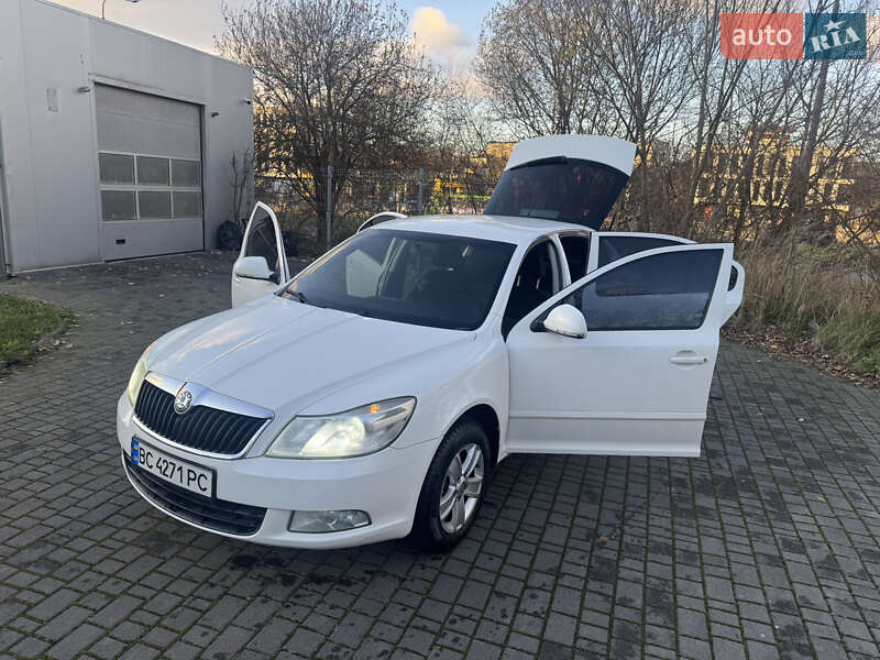 Лифтбек Skoda Octavia 2012 в Львове фото 16 Лифтбек Skoda Octavia 2012 в Львове