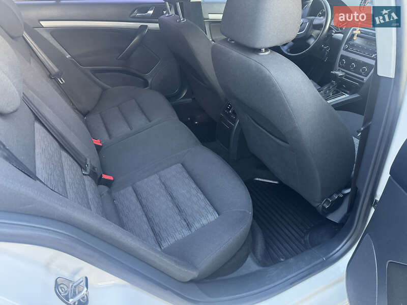 Лифтбек Skoda Octavia 2012 в Львове фото 29 Лифтбек Skoda Octavia 2012 в Львове