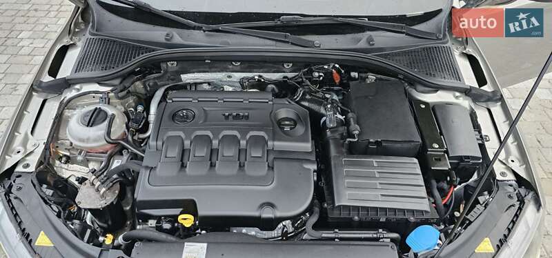 Универсал Skoda Octavia 2016 в Нововолынске