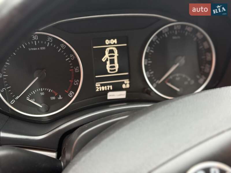 Универсал Skoda Octavia 2012 в Сарнах