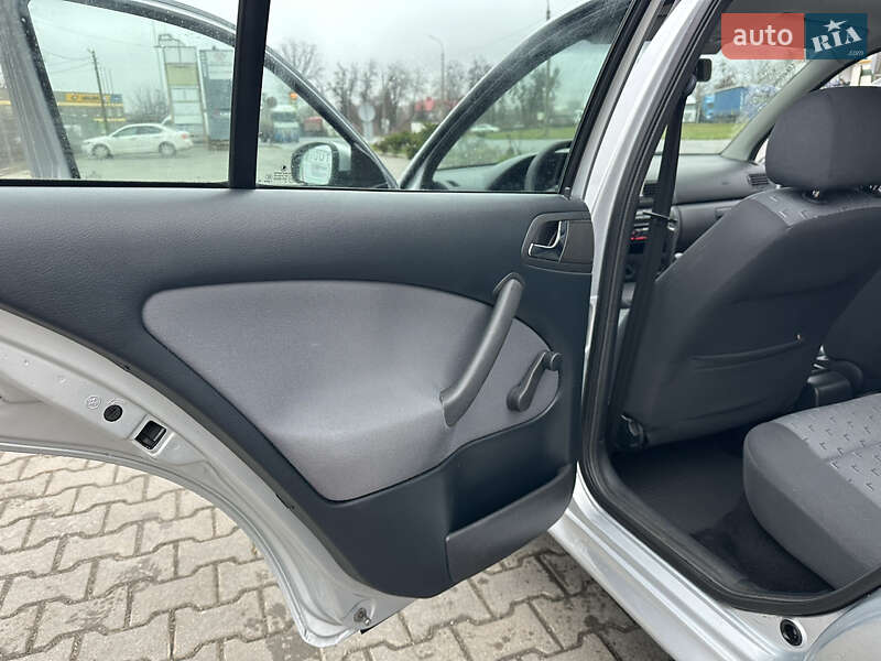 Лифтбек Skoda Octavia 2009 в Виннице