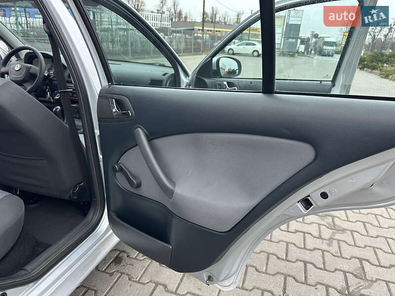 Лифтбек Skoda Octavia 2009 в Виннице