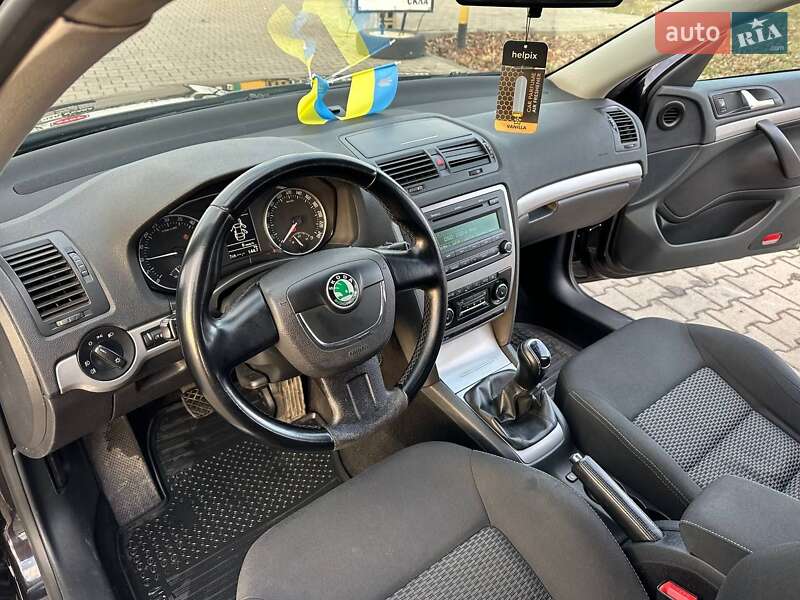 Лифтбек Skoda Octavia 2010 в Коломые фото 10 Лифтбек Skoda Octavia 2010 в Коломые