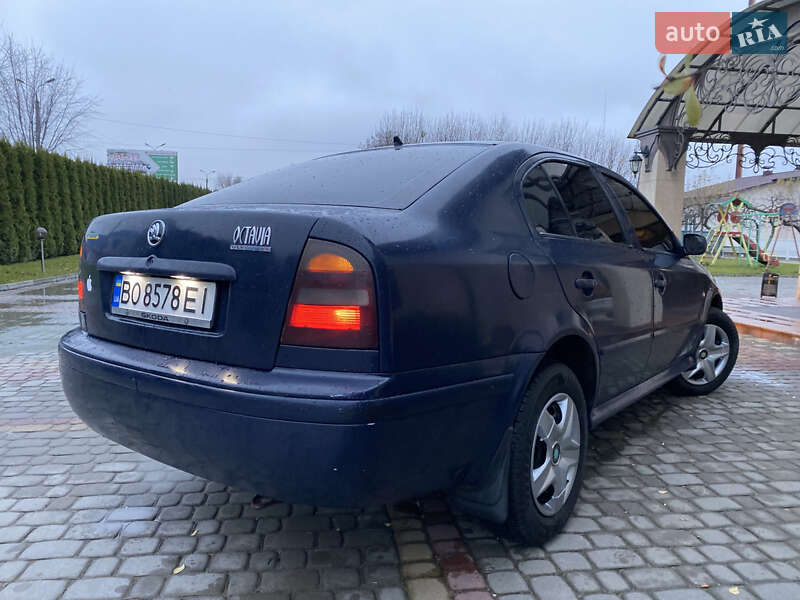 Ліфтбек Skoda Octavia 1998 в Дунаївцях
