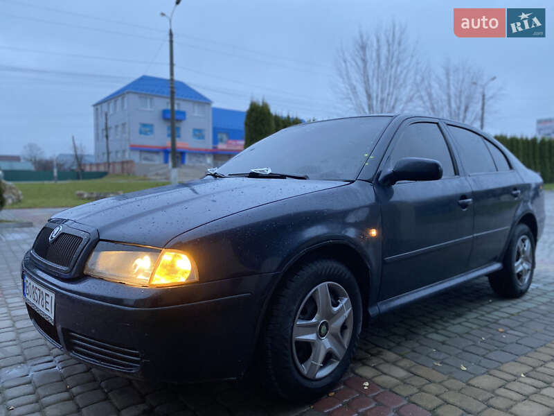 Ліфтбек Skoda Octavia 1998 в Дунаївцях
