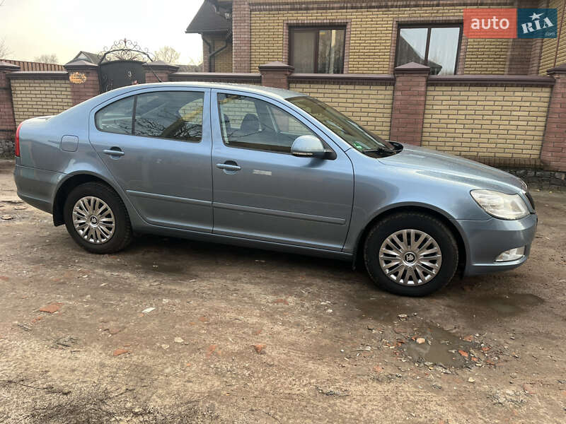 Лифтбек Skoda Octavia 2009 в Ахтырке