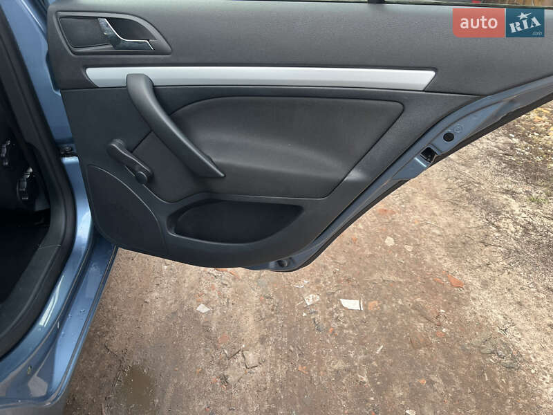 Лифтбек Skoda Octavia 2009 в Ахтырке