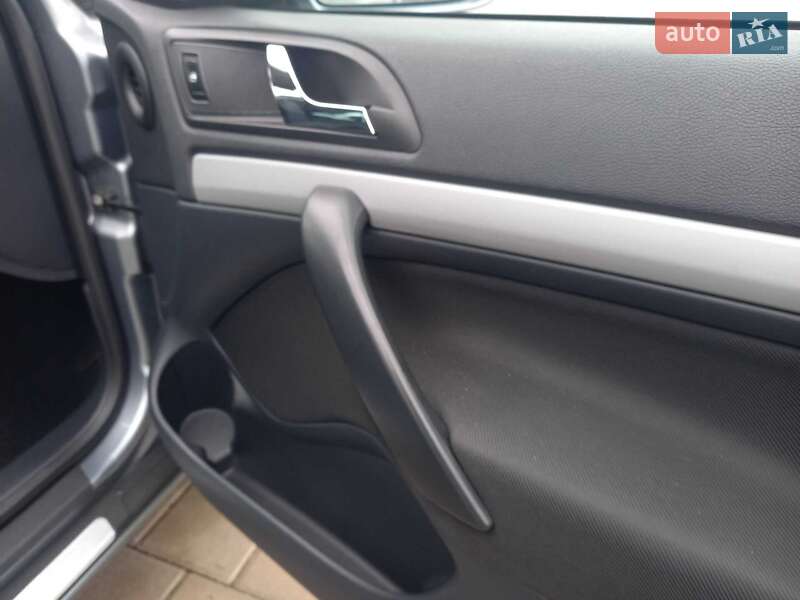 Универсал Skoda Octavia 2012 в Черкассах