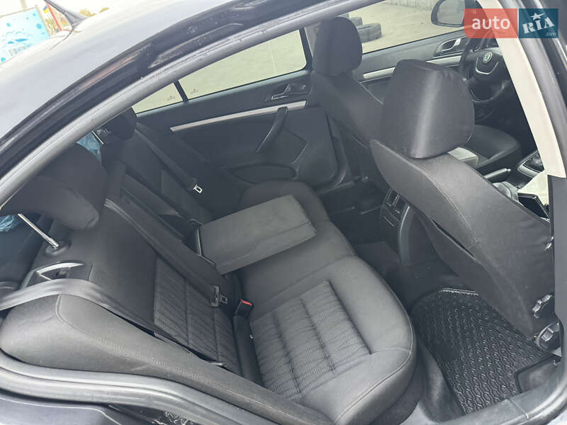 Лифтбек Skoda Octavia 2011 в Черноморске фото 13 Лифтбек Skoda Octavia 2011 в Черноморске