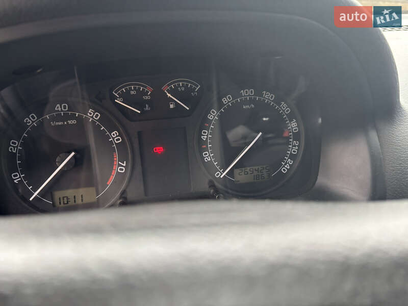 Лифтбек Skoda Octavia 2003 в Барышевке