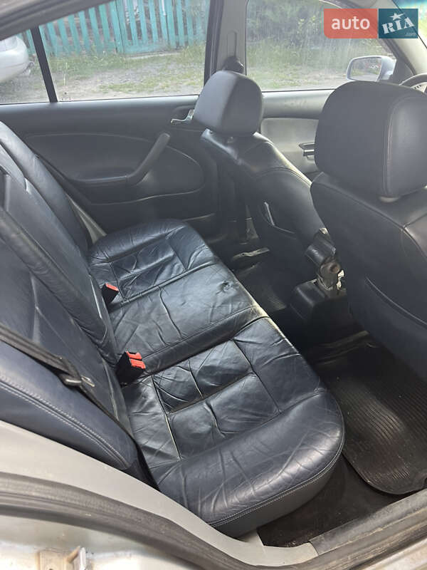 Лифтбек Skoda Octavia 2000 в Ярмолинцах