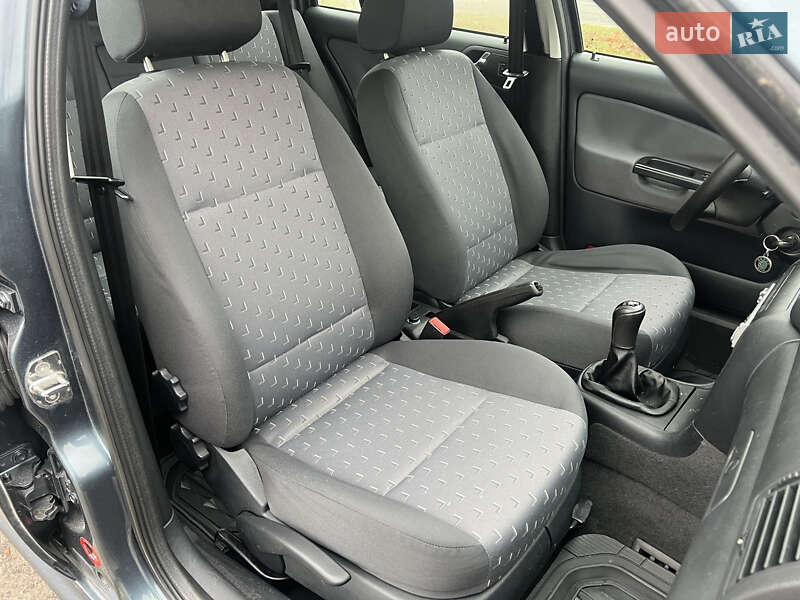 Универсал Skoda Octavia 2003 в Харькове