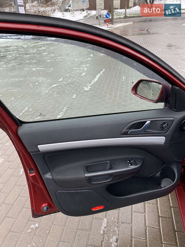 Ліфтбек Skoda Octavia 2008 в Рівному