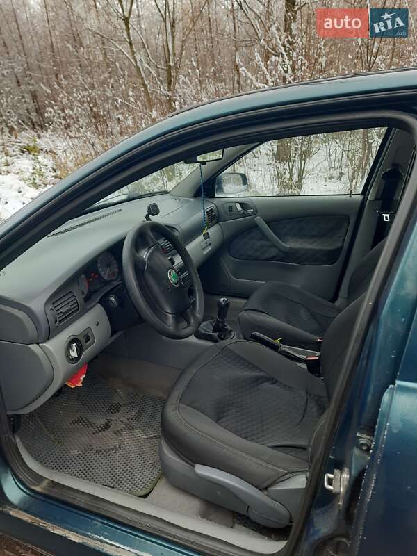 Лифтбек Skoda Octavia 1998 в Луцке