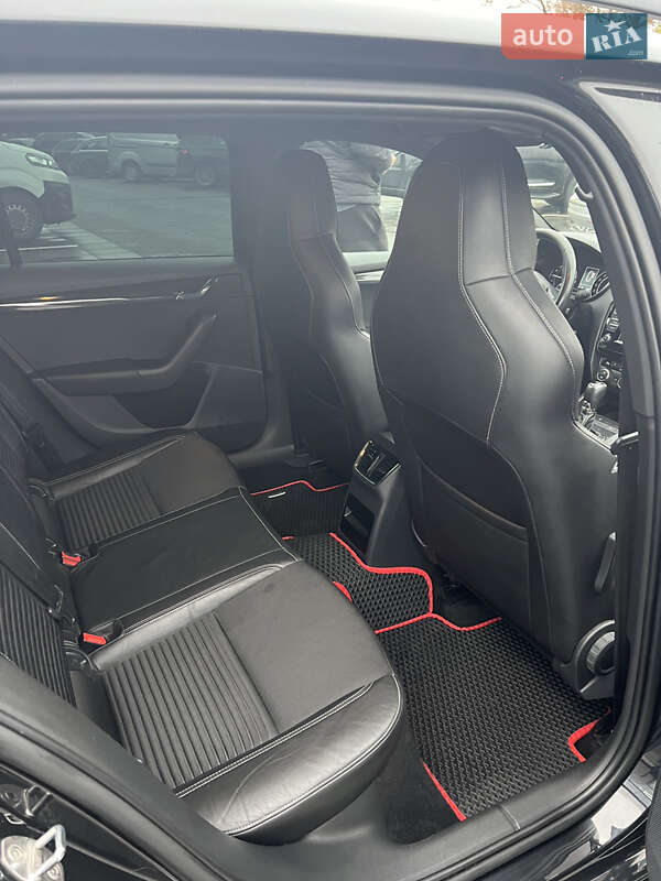 Универсал Skoda Octavia 2015 в Луцке