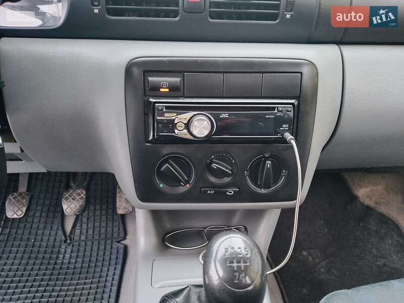 Ліфтбек Skoda Octavia 1998 в Івано-Франківську