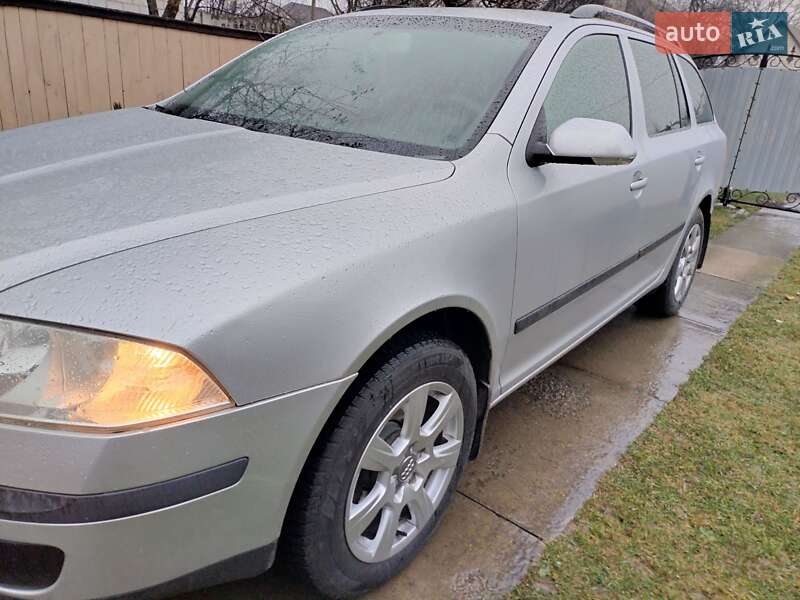 Универсал Skoda Octavia 2008 в Чернигове