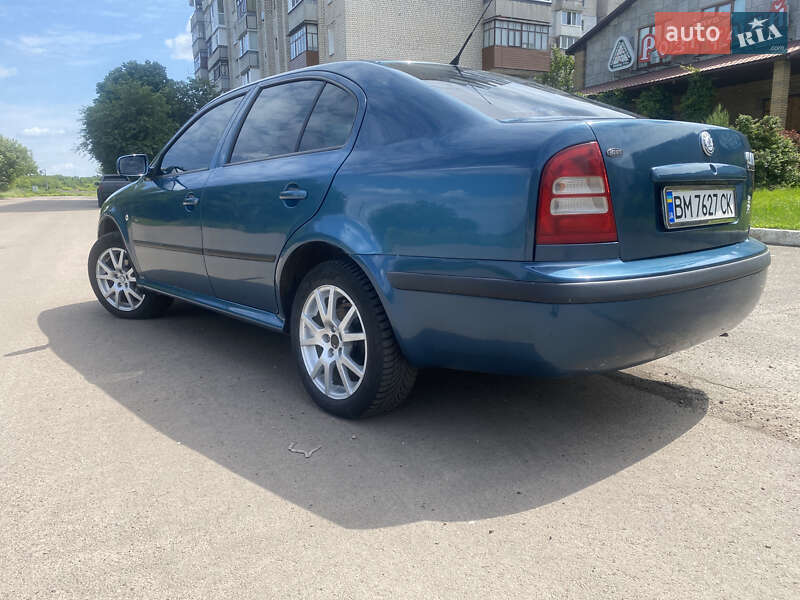 Лифтбек Skoda Octavia 2003 в Конотопе