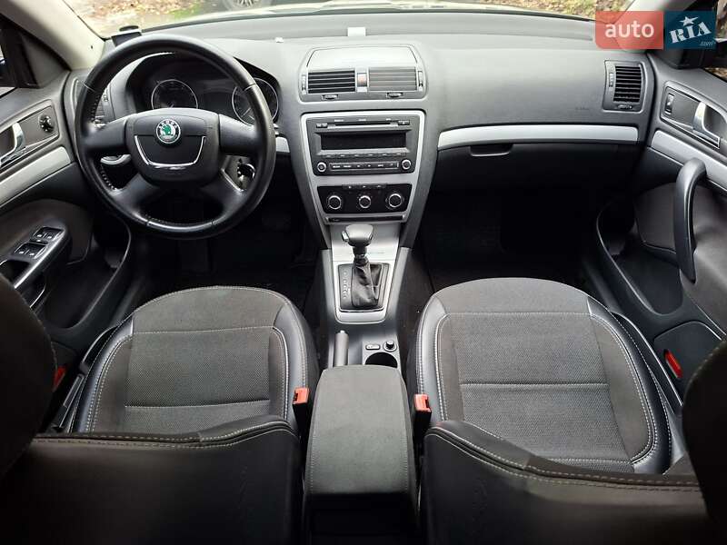 Ліфтбек Skoda Octavia 2012 в Дніпрі