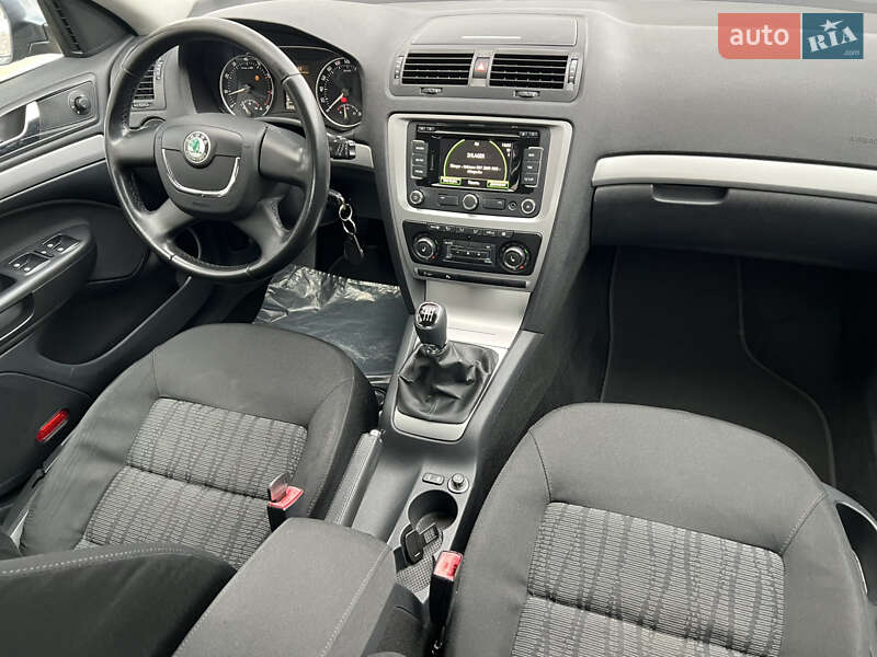 Ліфтбек Skoda Octavia 2011 в Луцьку