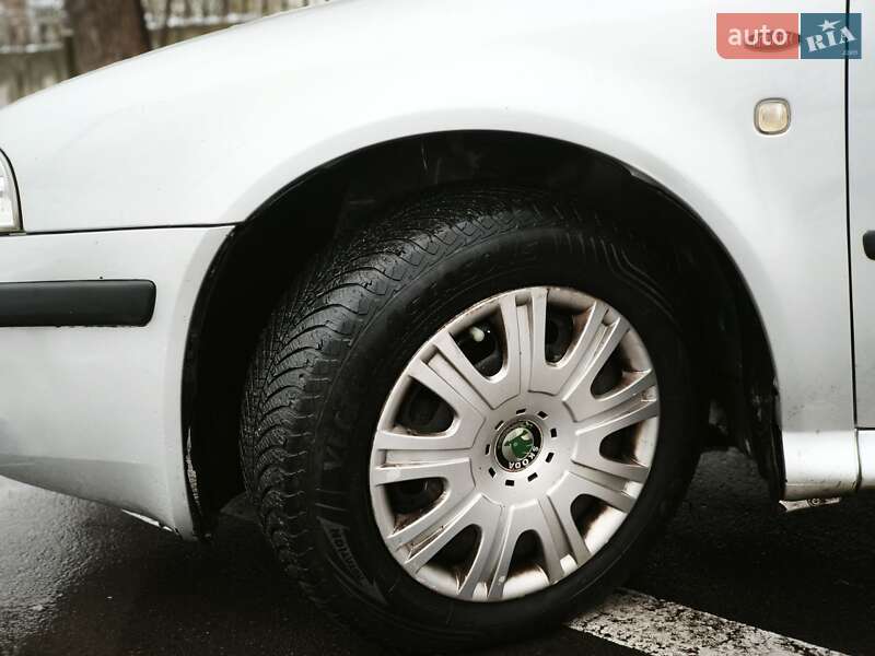 Универсал Skoda Octavia 2001 в Львове