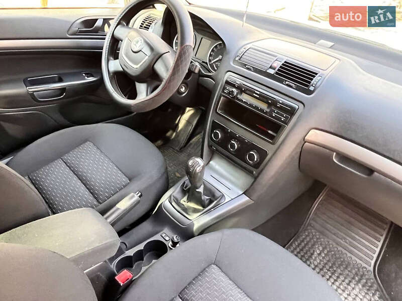 Ліфтбек Skoda Octavia 2012 в Сараті