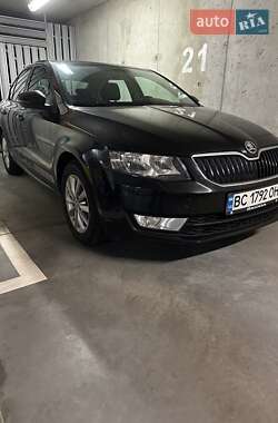 Лифтбек Skoda Octavia 2016 в Львове