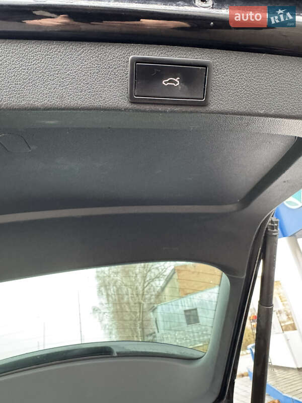 Универсал Skoda Octavia 2015 в Великой Багачке