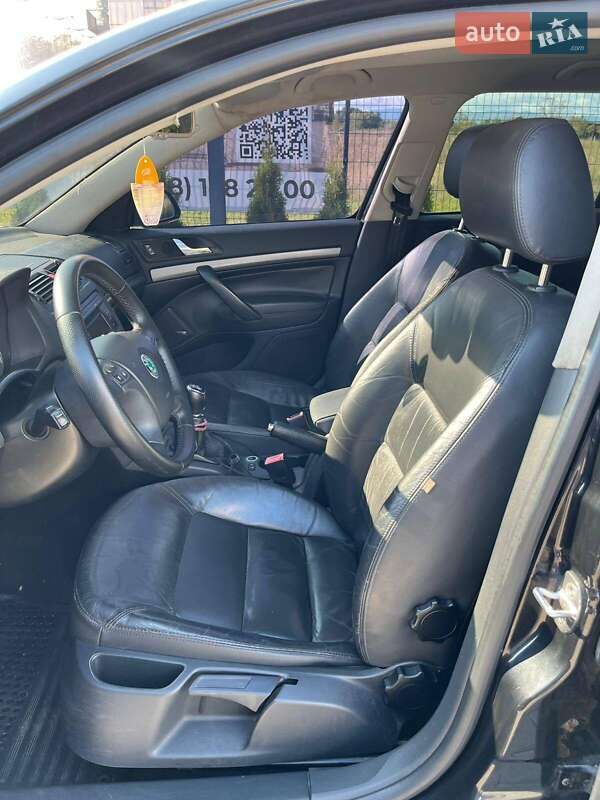 Универсал Skoda Octavia 2006 в Буштыне