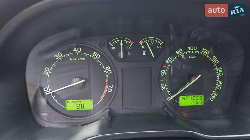 Лифтбек Skoda Octavia 2002 в Запорожье