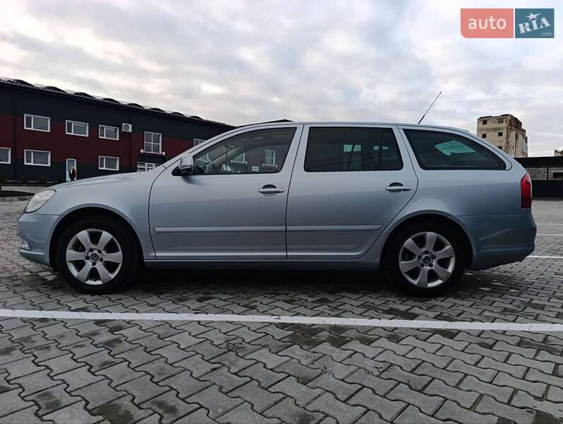 Универсал Skoda Octavia 2009 в Дубно